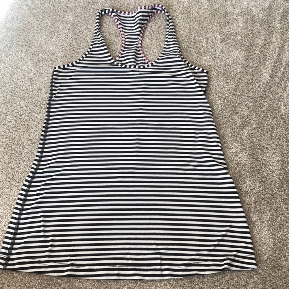 Lululemon black and white stripe tank